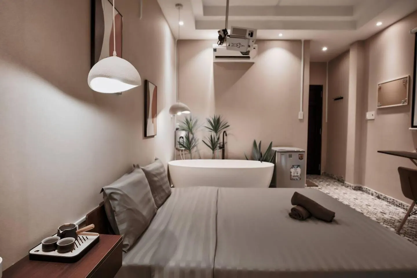 Wabi Sabi - Saigon Hideout Ben Thanh Ho Chi Minh City Apartment